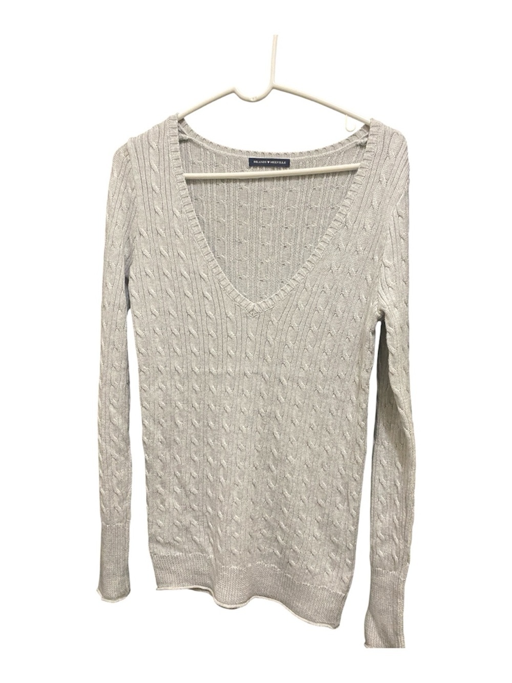 Brandy Melville Light Gray Cable Knit V-Neck Sweater size small